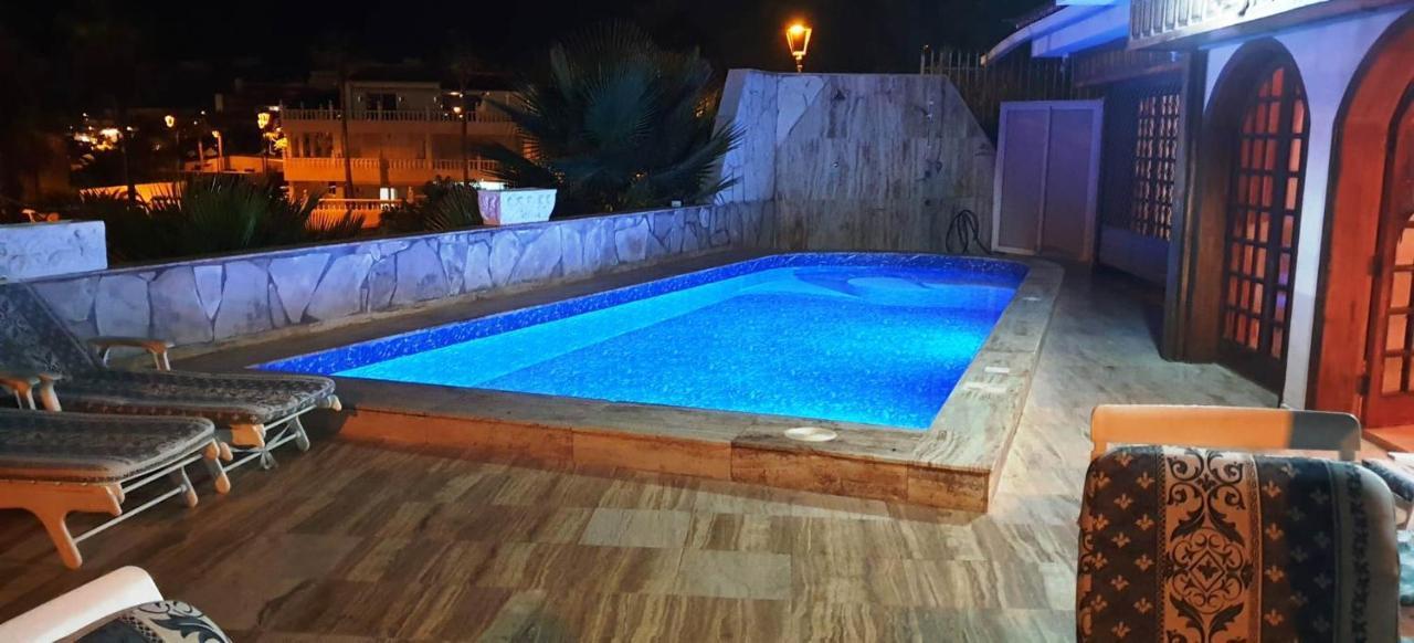 阿德耶Sunny House With Private Pool And Sea View别墅 外观 照片