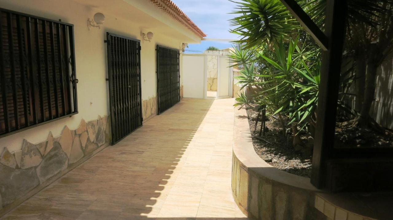 阿德耶Sunny House With Private Pool And Sea View别墅 外观 照片