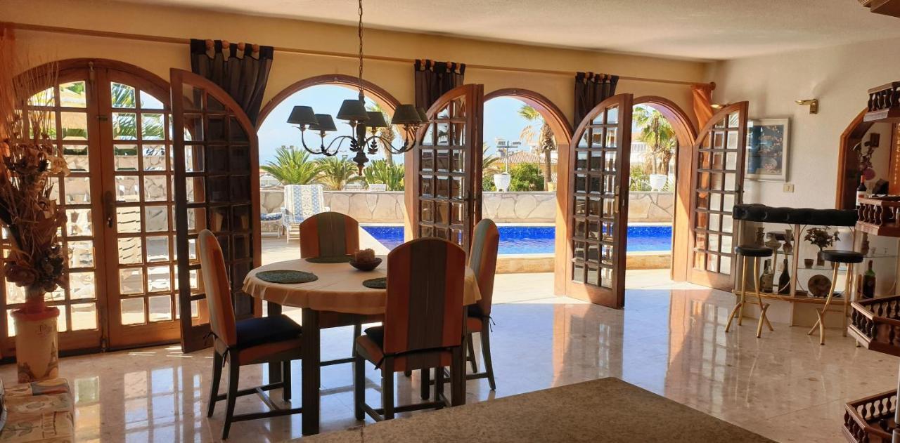 阿德耶Sunny House With Private Pool And Sea View别墅 外观 照片