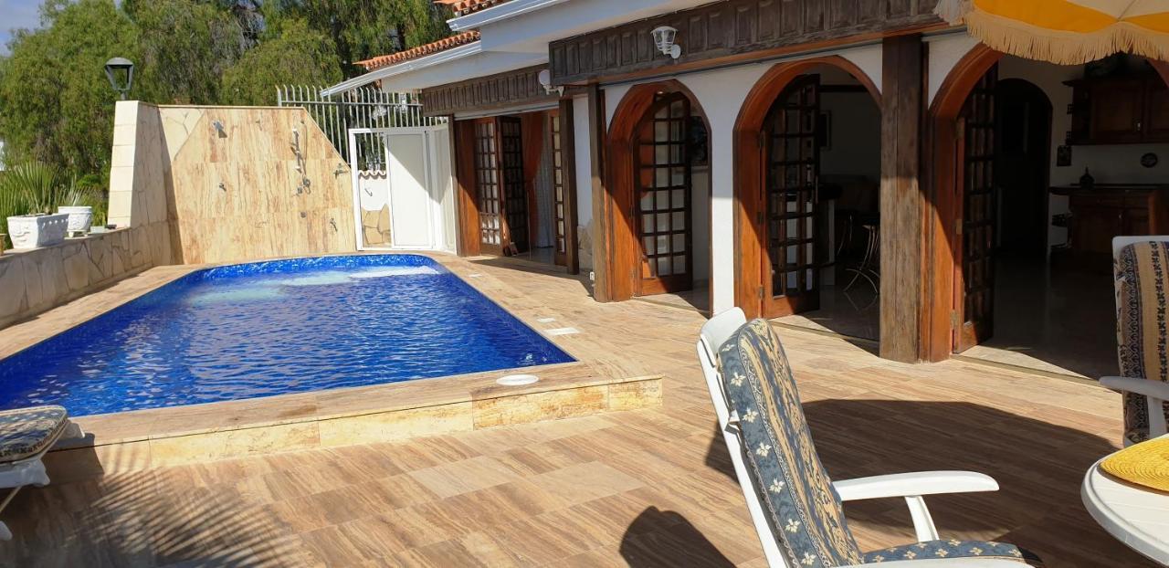 阿德耶Sunny House With Private Pool And Sea View别墅 外观 照片